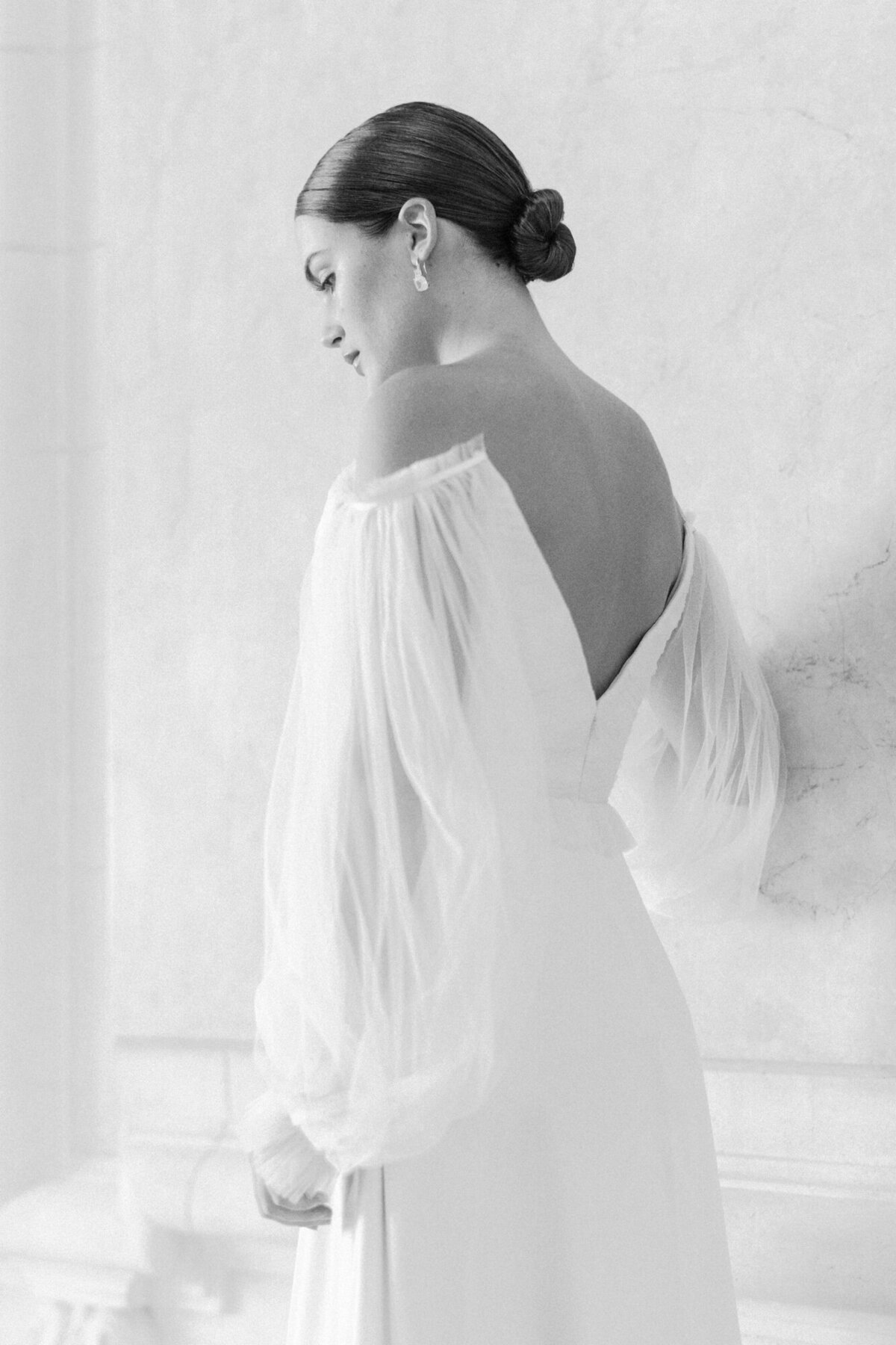 Maïlys Fortune Photography Husband Wife Wedding Weddings Photography France Switzerland Italy Timeless Dreamy Imagery Bilingual French English Destination Weddings Destination Wedding Provence French Riviera Paris Lake Como Tuscany47
