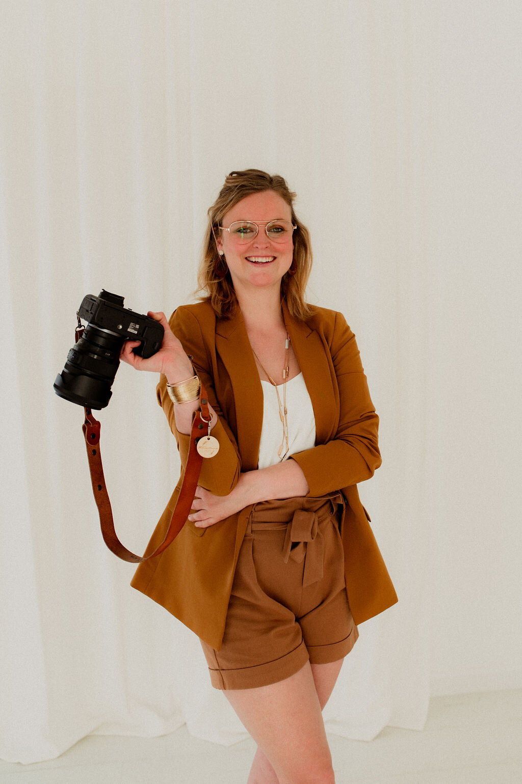 Kempische hondenfotograaf die fotoshoots organiseert van honden op buitenlocatie en in de studio te Geel. 