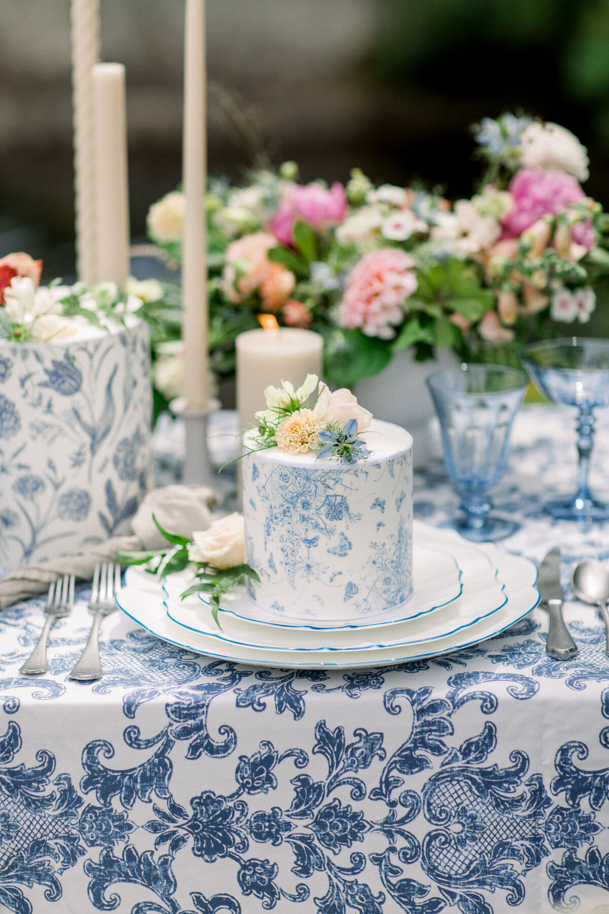 Blue and White Place Setting with Toile Cake