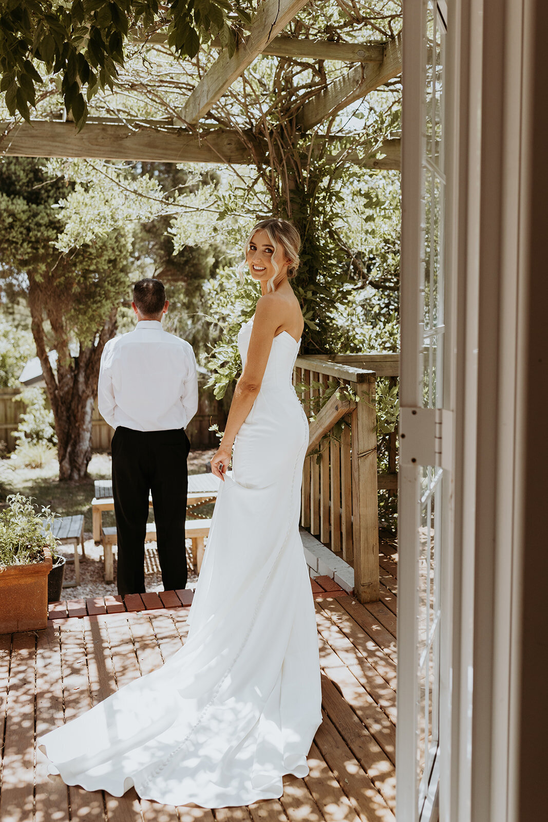 Sneak peek (24 of 195)