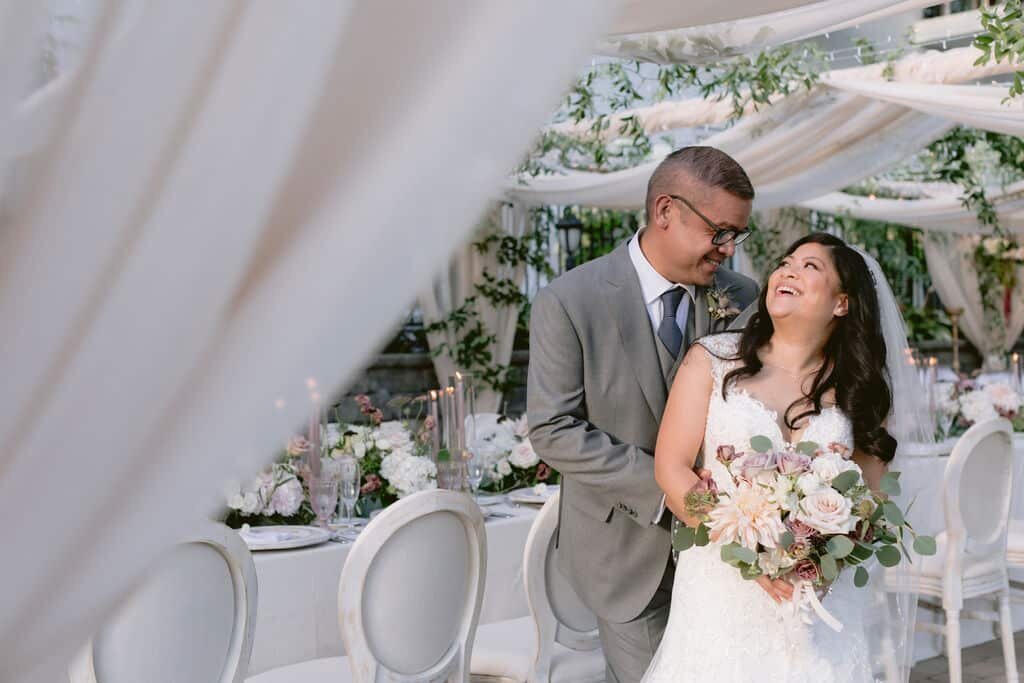 couple-at-outdoor-wedding-reception-private-estate-wedding