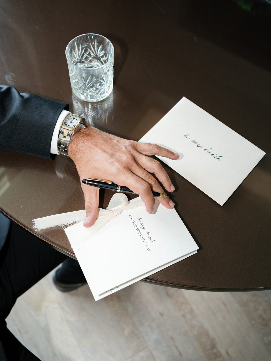 Chic-Island-Art-And-Taste-The-Residence-Wedding-020