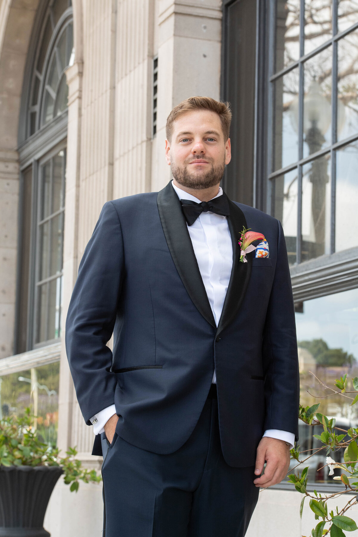 Groom waring a tuxedo