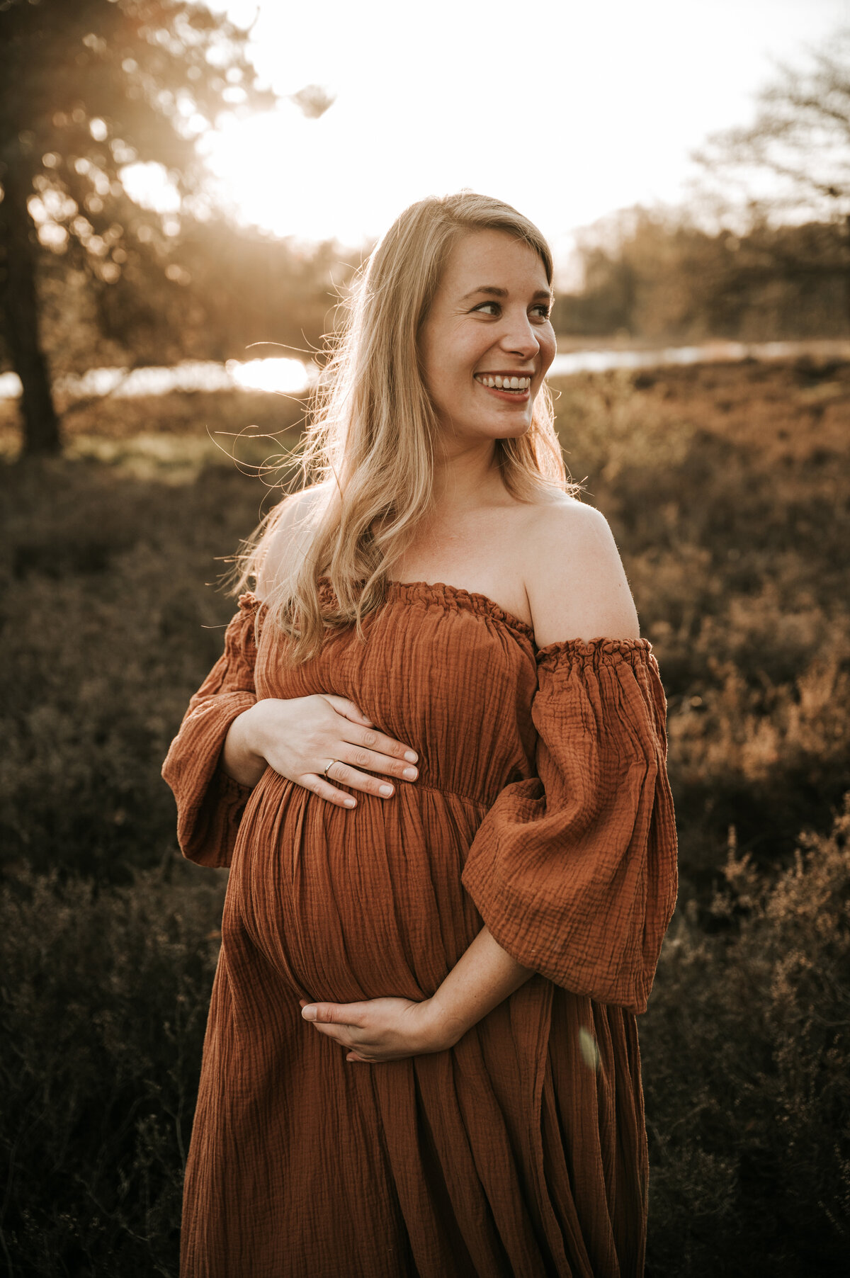 Jiscafotografie_zwangerschapsshoot_zwangerschapsfotograaf_fotograafnijmegen_fotograafgelderland_fotograafbrabant-265