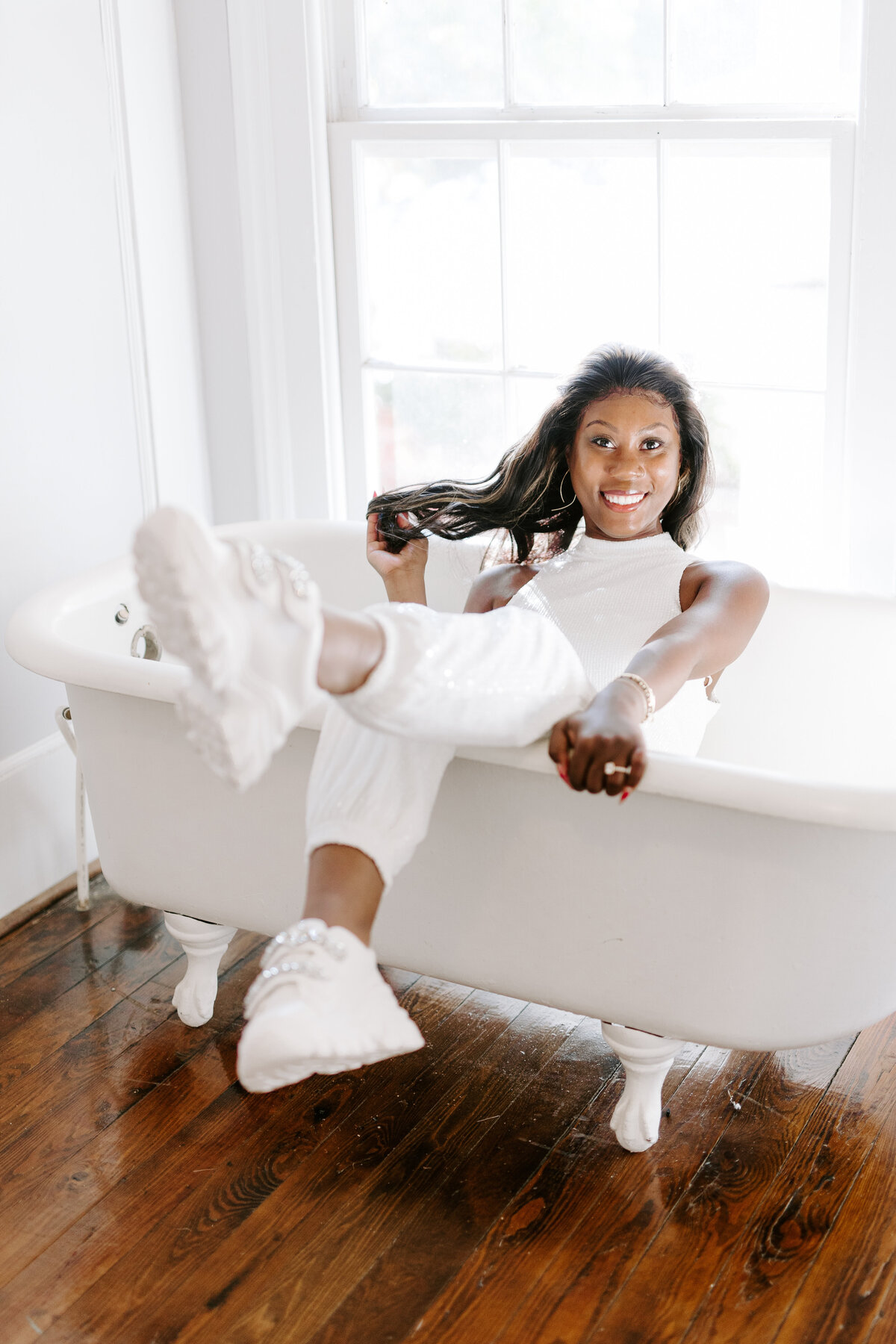 SLOANE110723-19