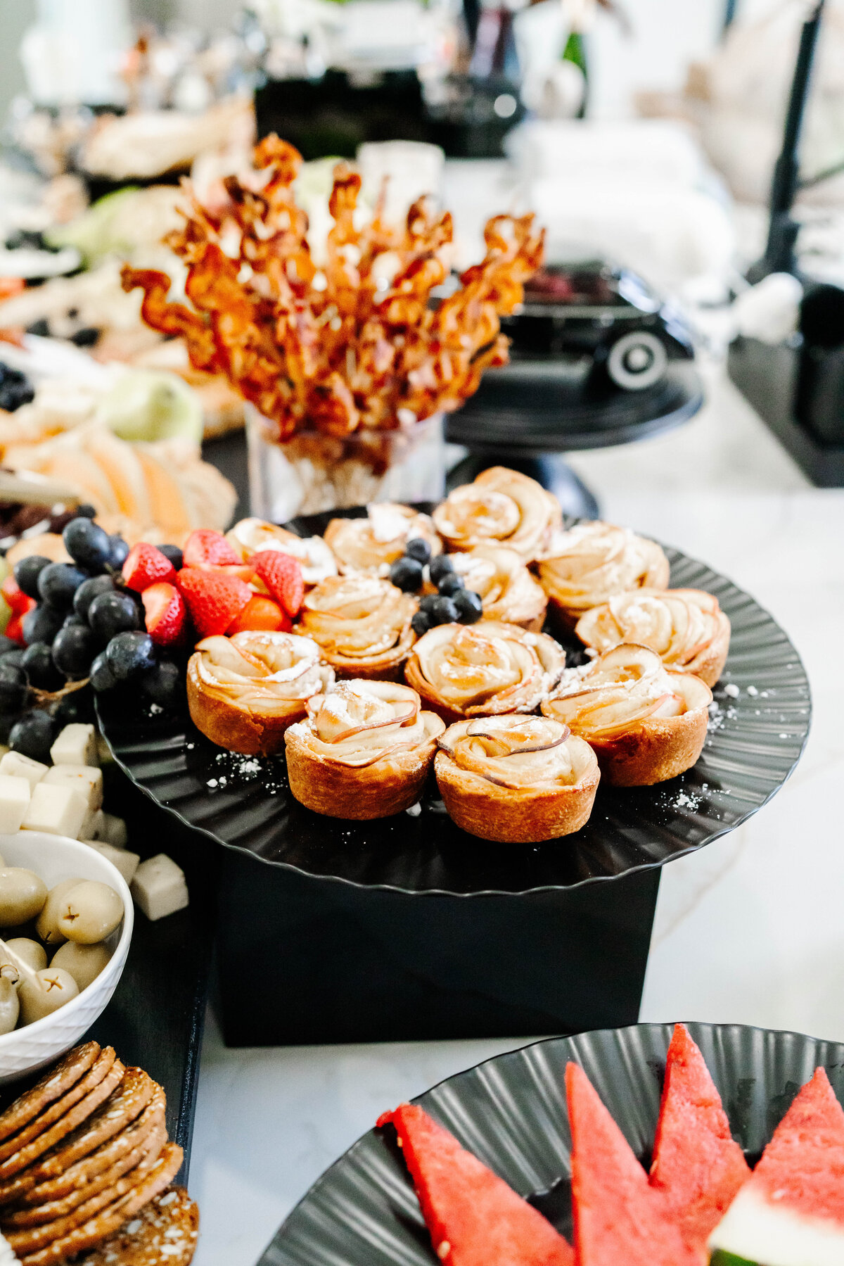 charcuterie apple roses