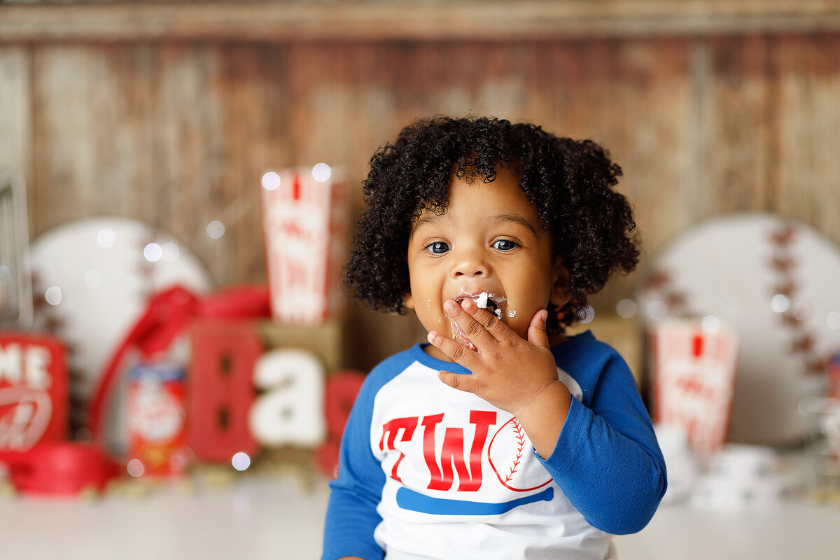 Mcdonough cake smash photographer, Atlanta cake smash photographer, jonesboro Georgia cake smash photographer, Fayetteville cake smash photographer, Hampton Georgia cake smash photographer