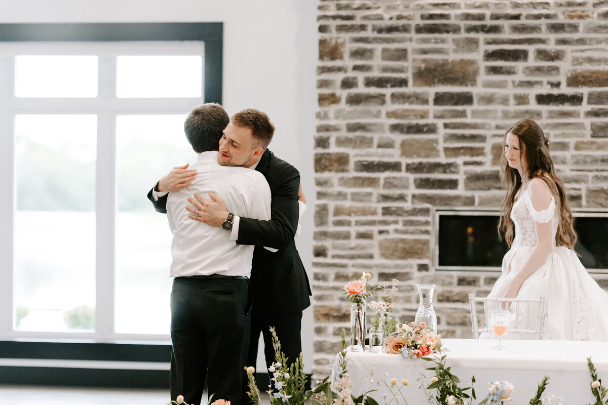 kraber-the-gathering-grounds-iowa-wedding-136