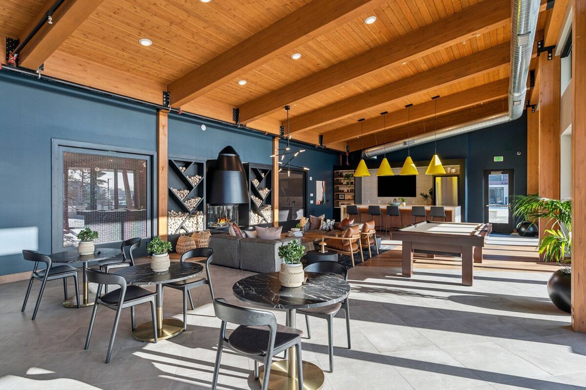 21-web-or-mls-4066 Lexington Ave N-21 (2)