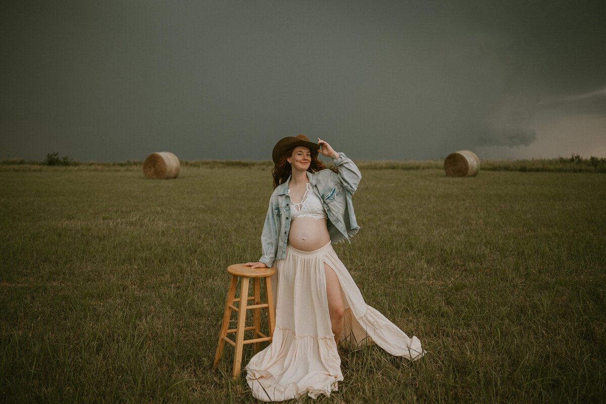 Tacoma maternity photographers near me