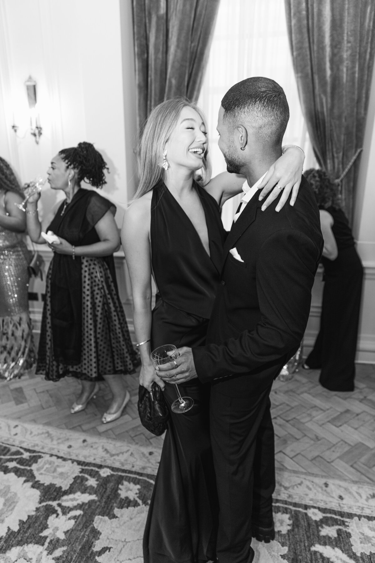 AbieLivesayPhotography-LondonWeddingPhotographer-TheNedHotelWedding-LondonDestinationWedding-LuomaWeddingTour-1557_kwm