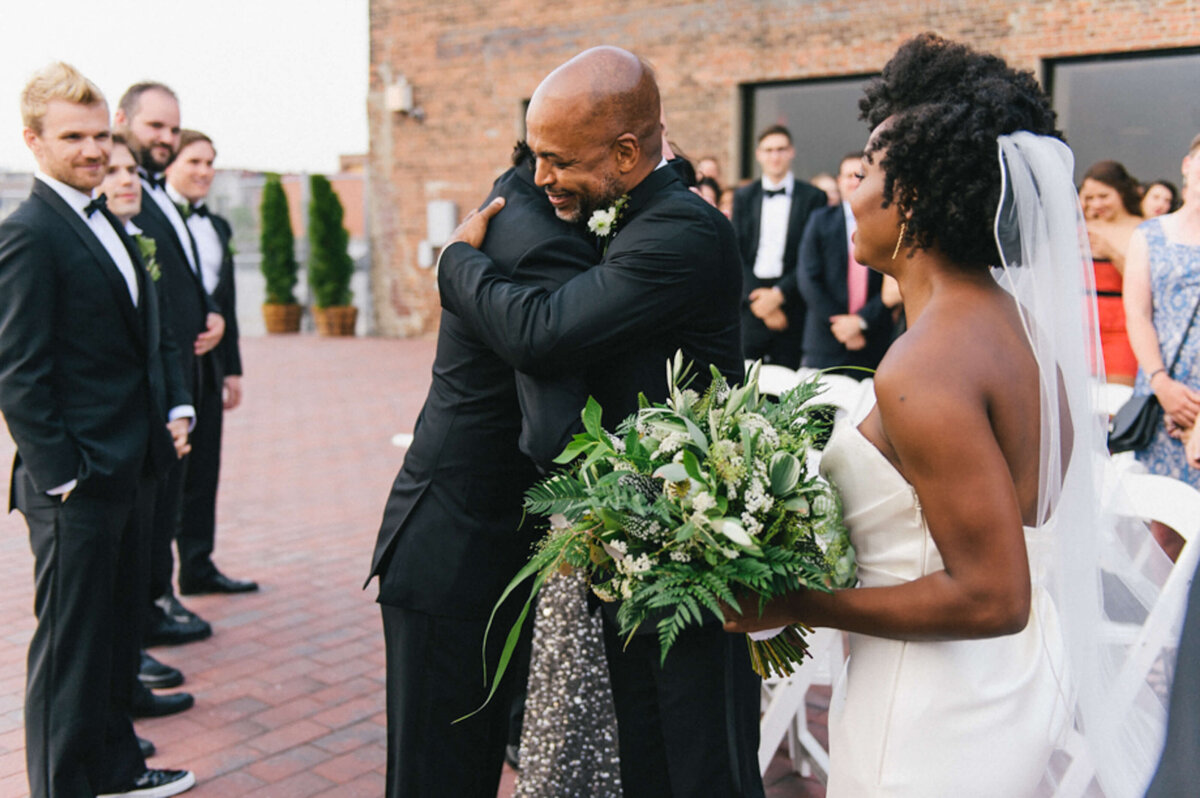 libertywarehouse.brooklyn.wedding.katharris-31