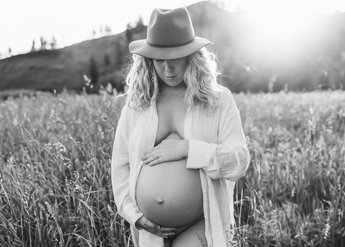Penticton Okanagan British Columbia Maternity Photographer 19