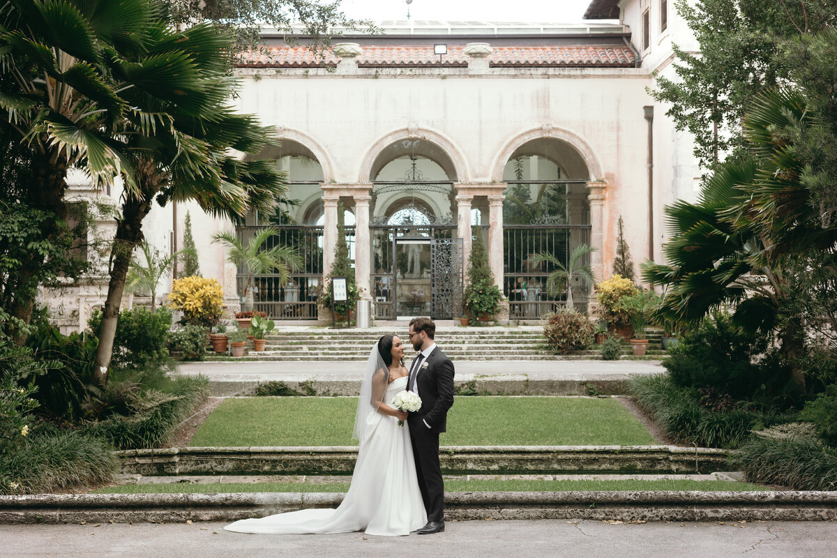 Wedding Couple photograped by Naples Florida Wedding Photographer Priscila Del Cristo.