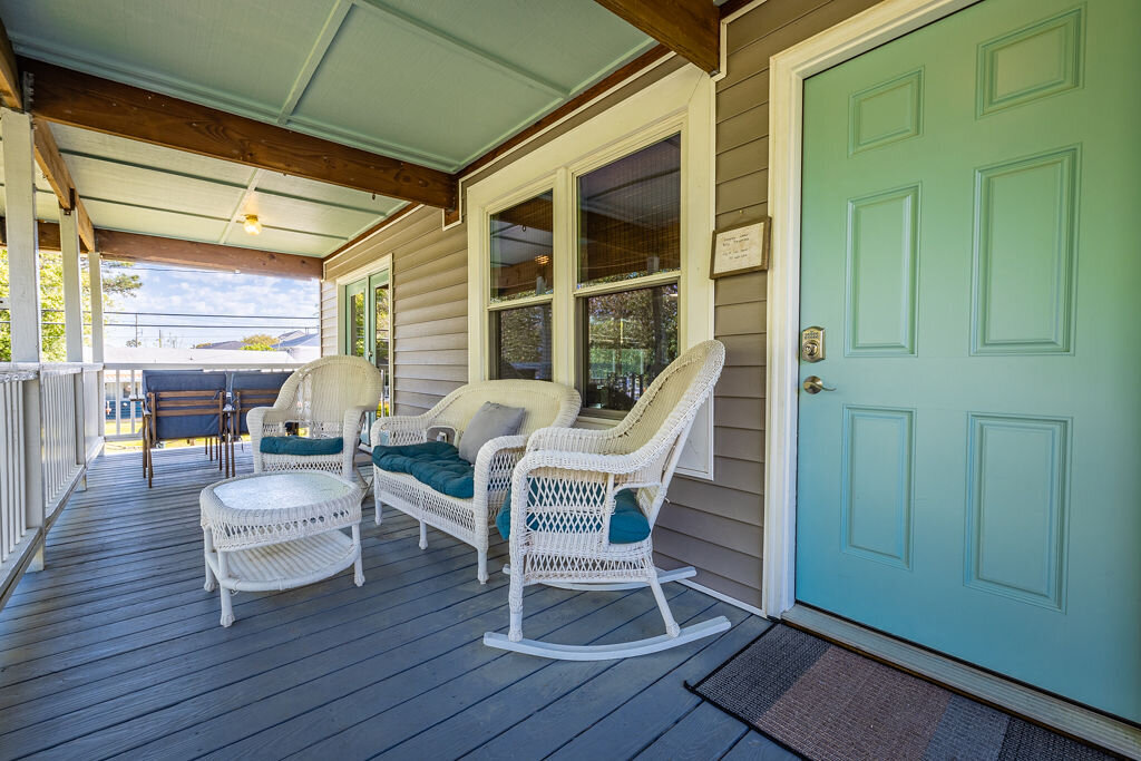Front Porch with wicker furniture