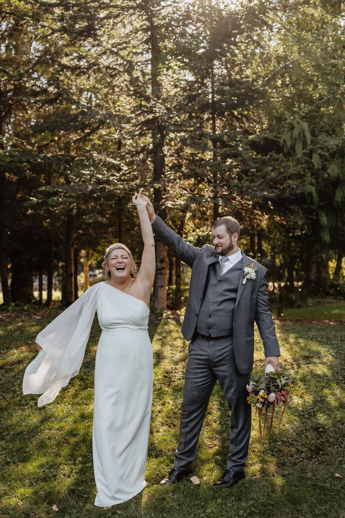 morgan-ryan-saltys-alki-wedding-521