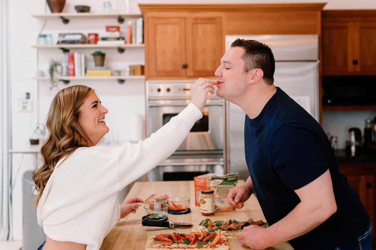 minneapolis-skyline-engagement-session-julianna-mb-photogaphy-18