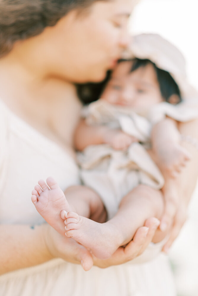 virginia-beach-sunset-mommy-daughter-photo-3-2