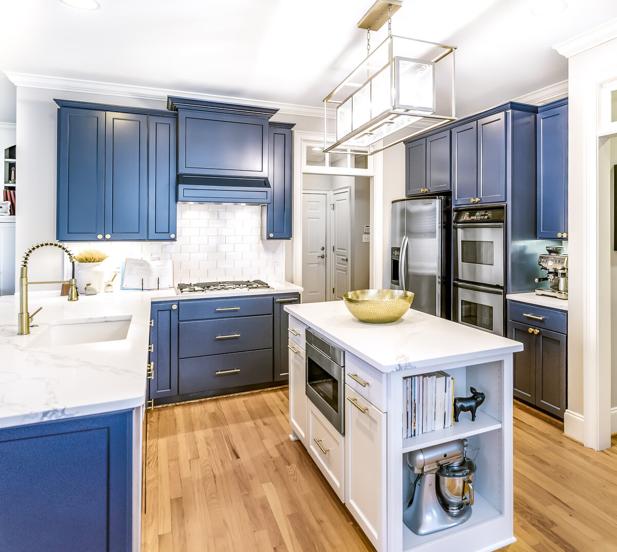 12Kitchen-DSC03693
