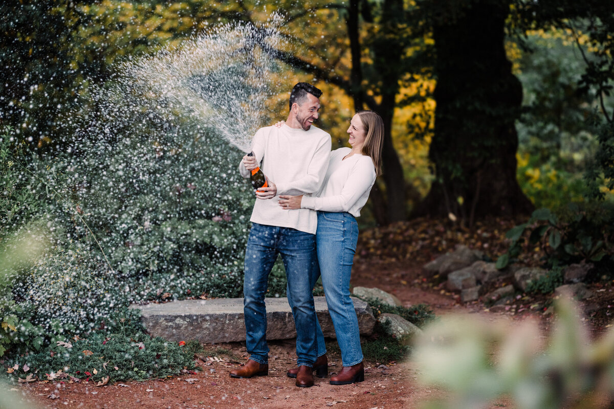 Elizabeth_Park_Hartford_Engagement_Session-1