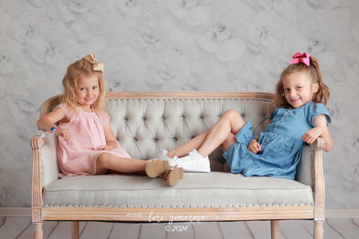 lehigh-valley-photographer-lori-generose-lg-photography-sisters-milestone-girl-allentown-pa
