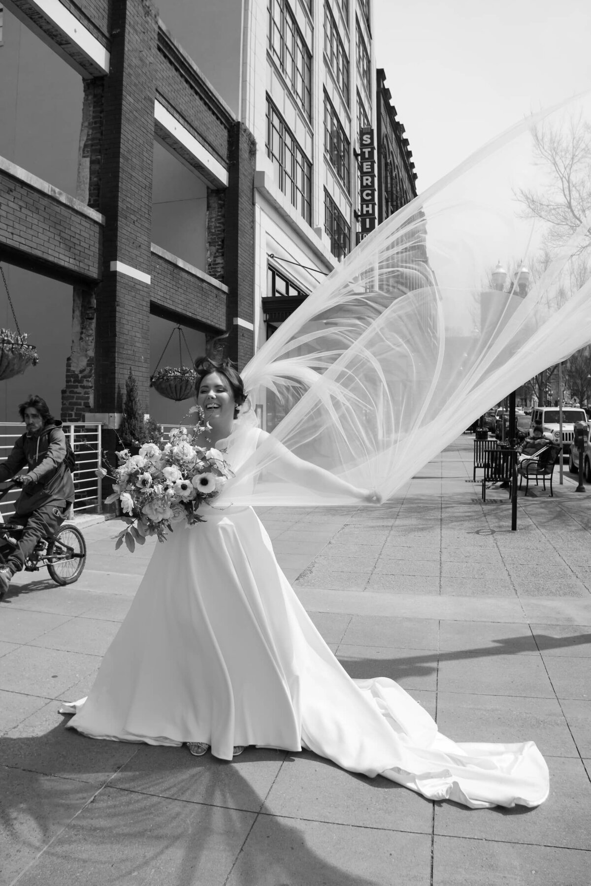 Laura_Spencer_Jackson_Terminal_Wedding_Abigail_Malone_Photography_Knoxville-335