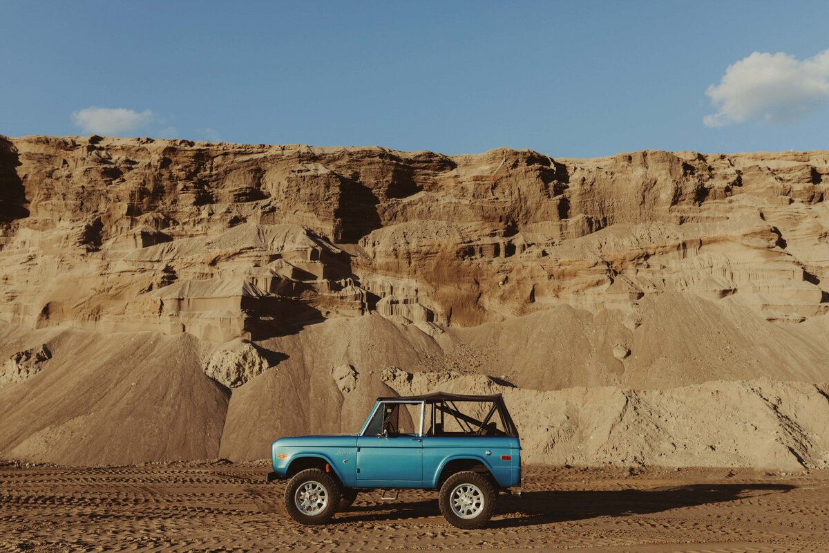 Sand-dunes-engagement-session-ontario-1