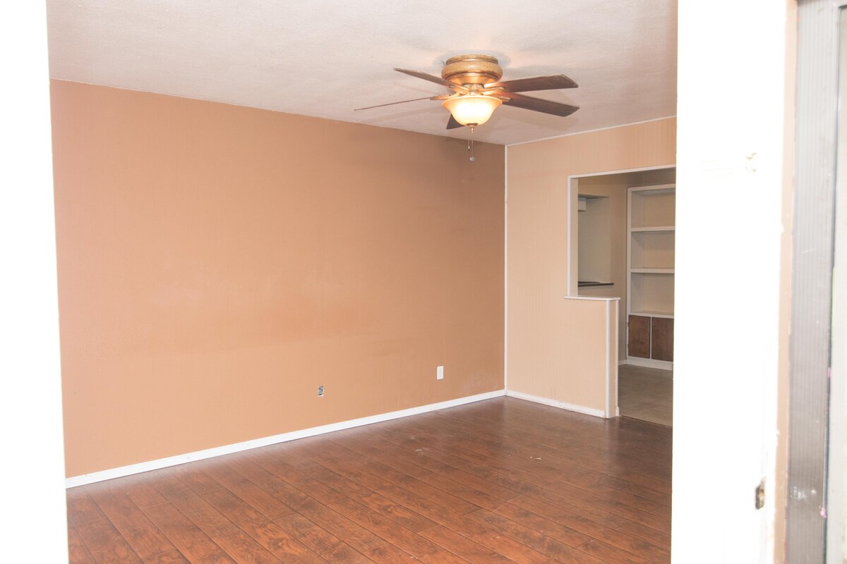Glen Oaks-011
