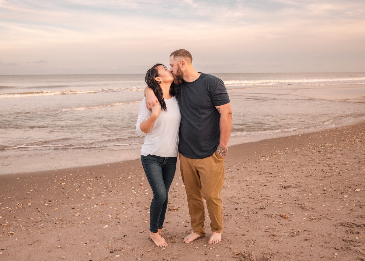 Parents with teens in Melbourne Beach – Central Florida family photographer