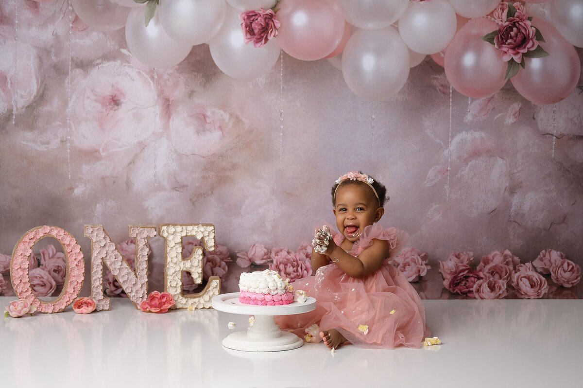 Professional cake smash photographer