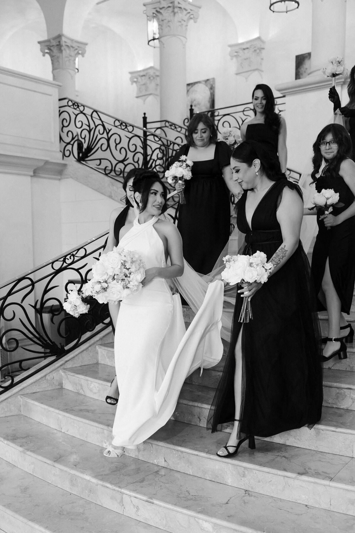 32riskyexposure_andrea-george_las-vegas-elopement-photography
