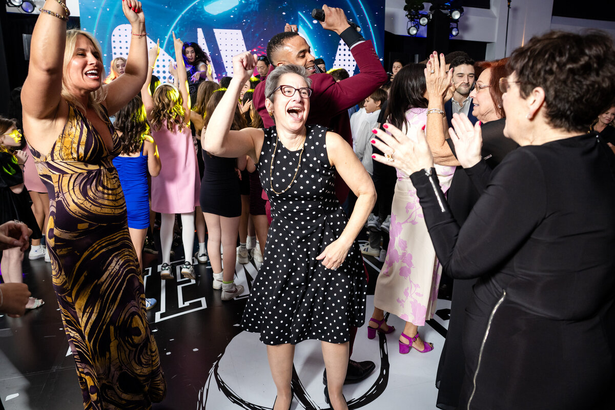 The_Current_Bar_Mitzvah-Noah-0609