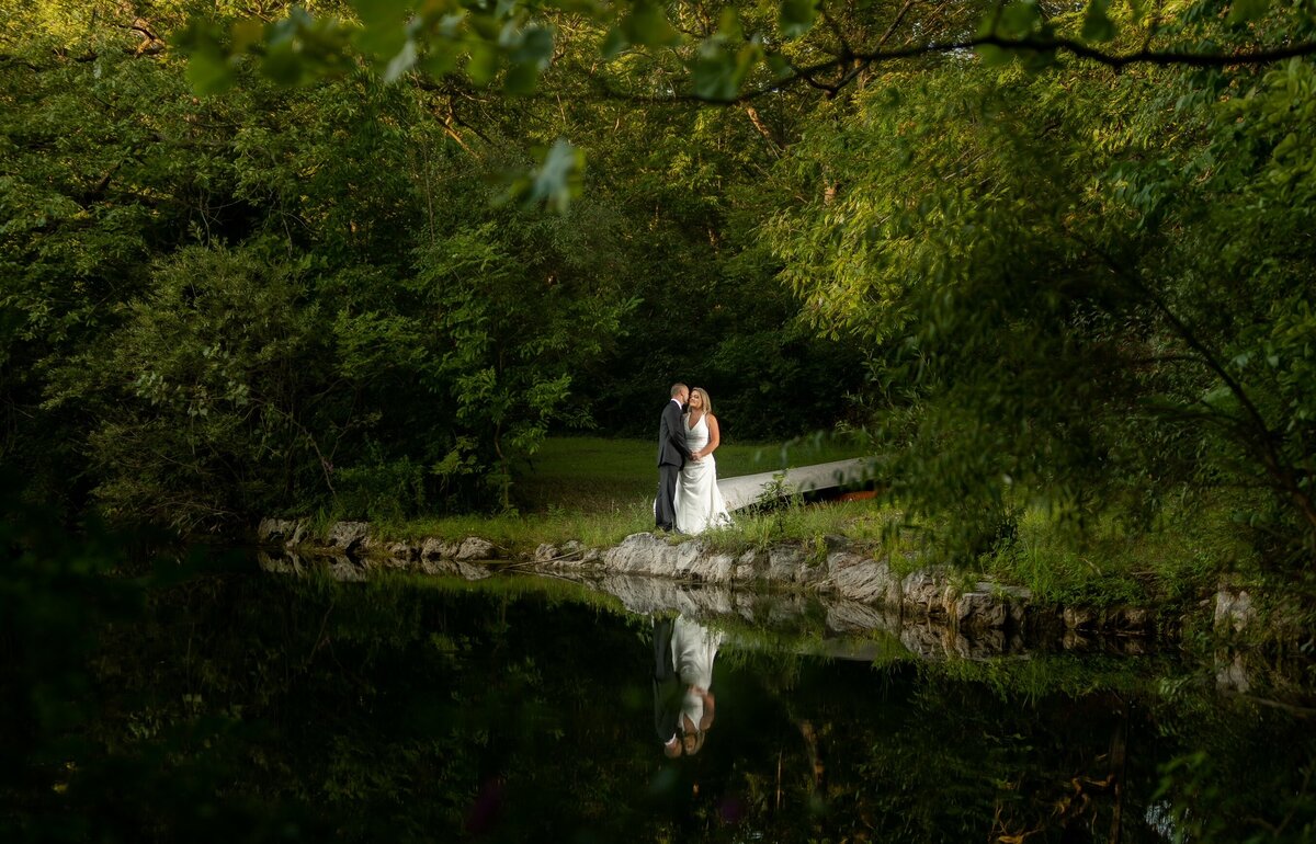 Vowel renewal in field at Toledo wedding venue