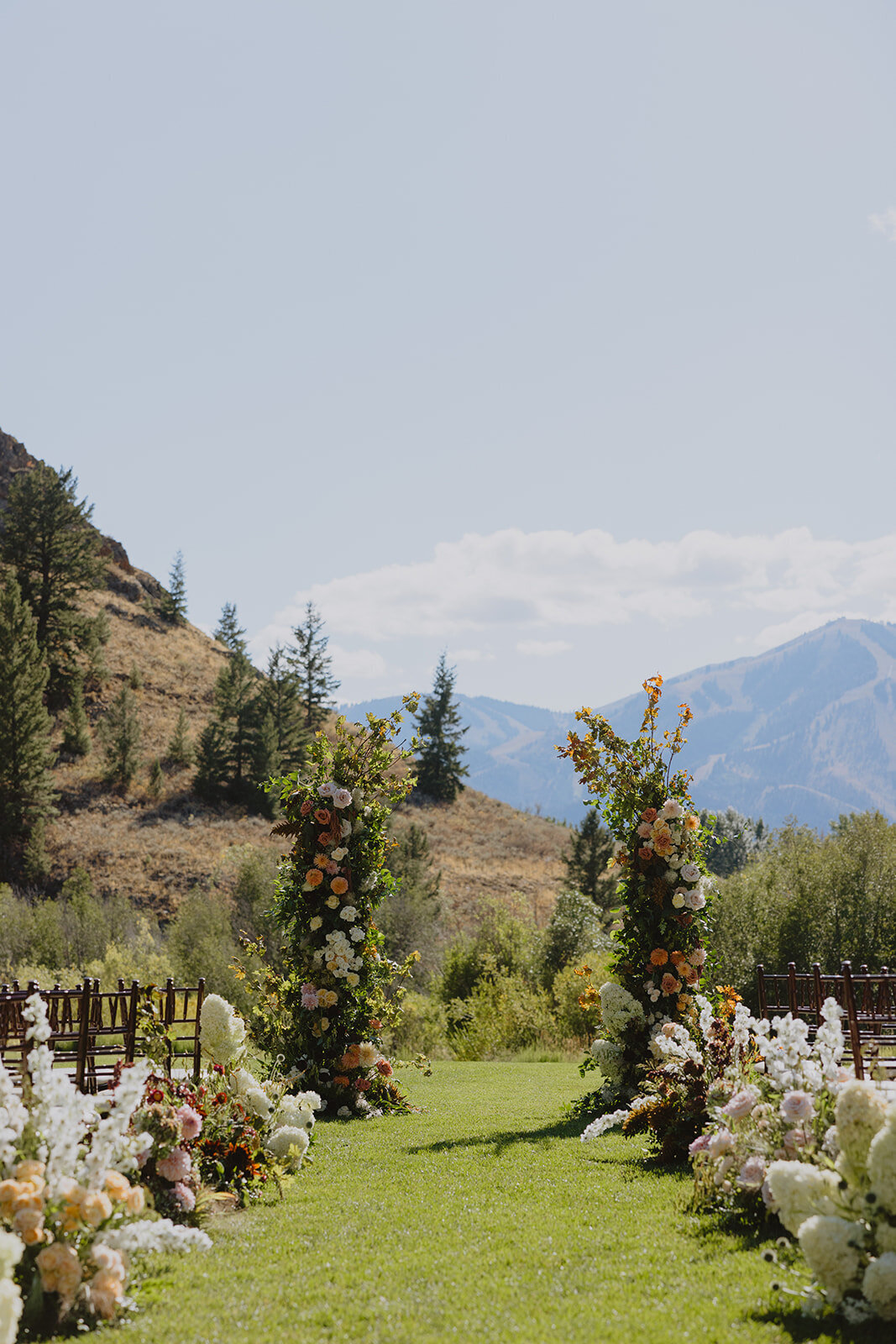 trail-creek-cabin-end-of-summer-wedding-kelly-jackson-details-30