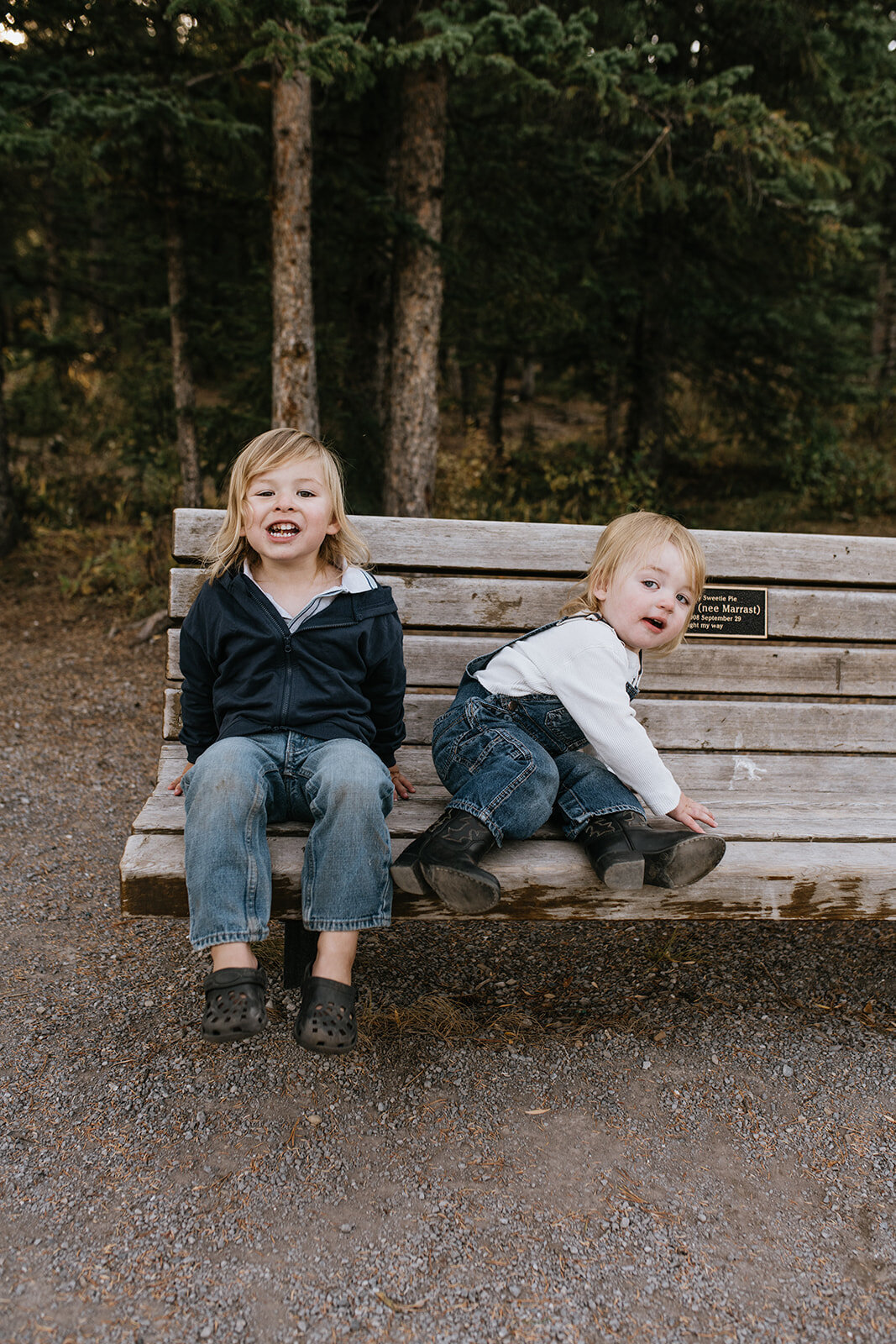 Kids-on-bench
