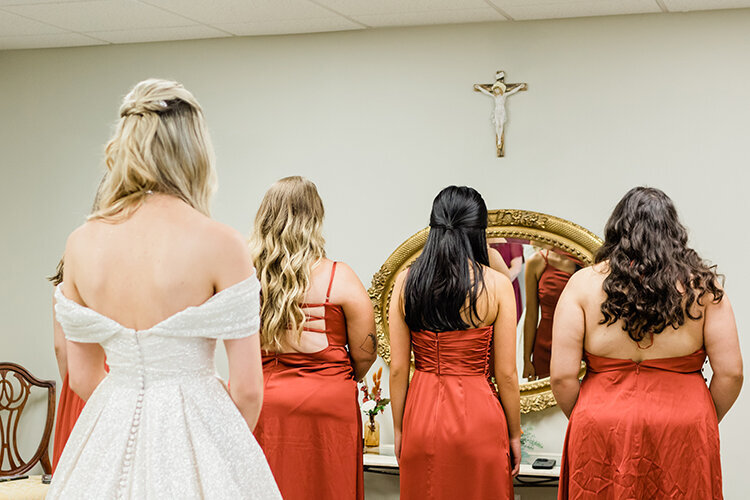 Horn Photography and Design - B+C-0051