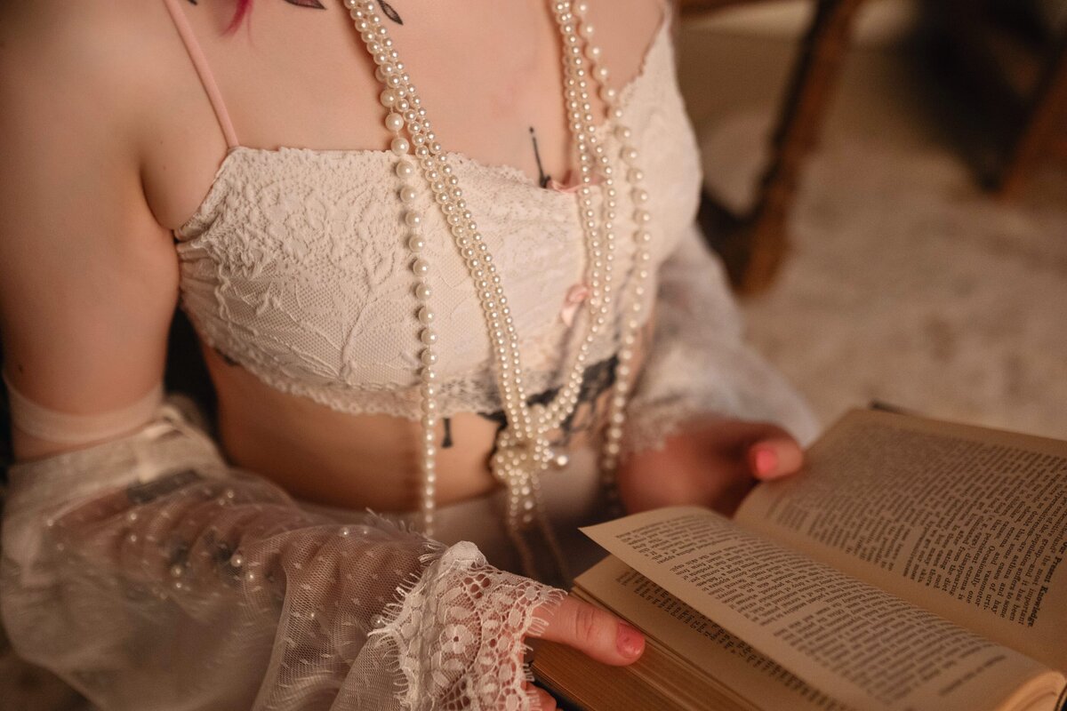 Abigail Callahan - Boudoir Model - New Studio - May 2024-664