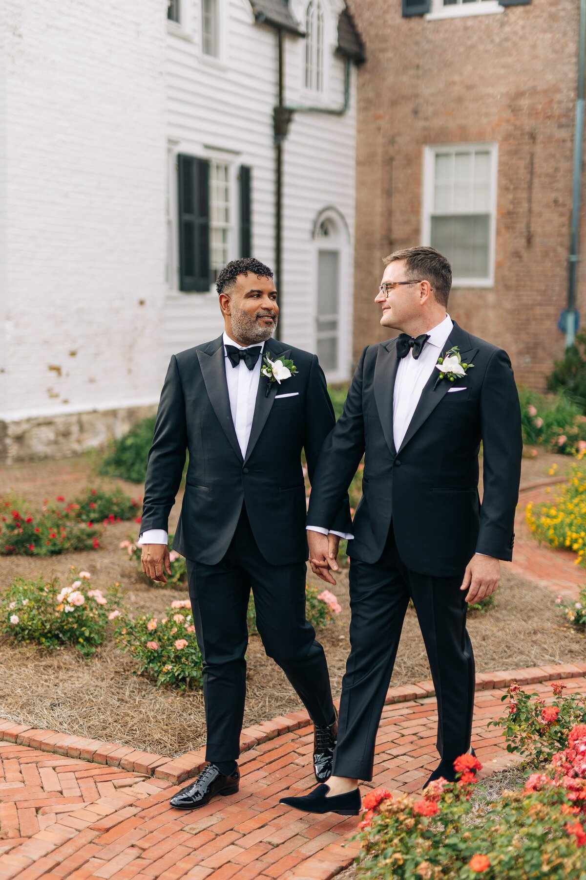 Indianapolis_Gay_Wedding_Photographer_0204