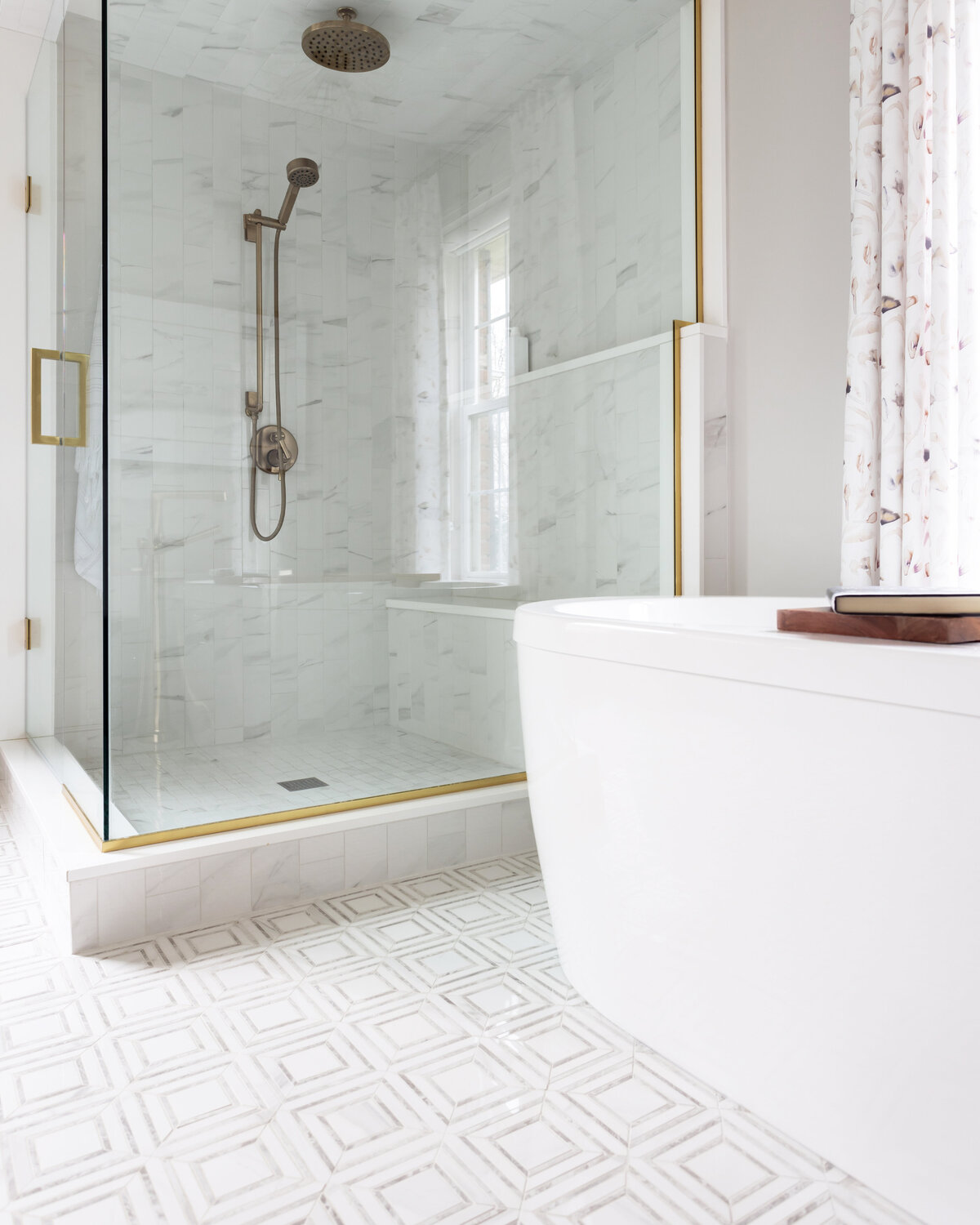 KatCoInteriors-Tiessen-Ensuite-15