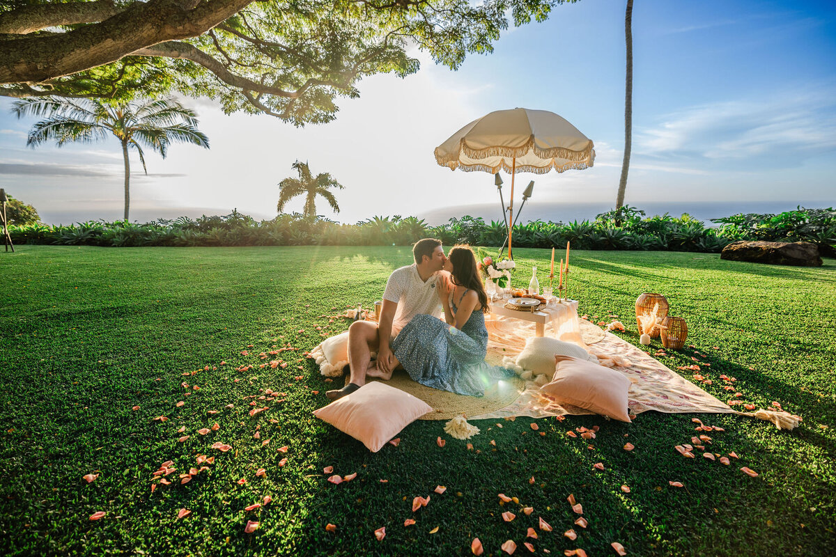 Hawaii-Engagement-Photos-Holualoa-Inn (72)