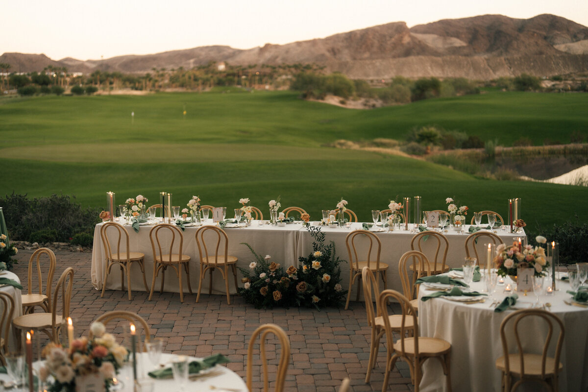of-the-desert-flor-las-vegas-wedding-florist-lake-las-vegas-sports-club-0031
