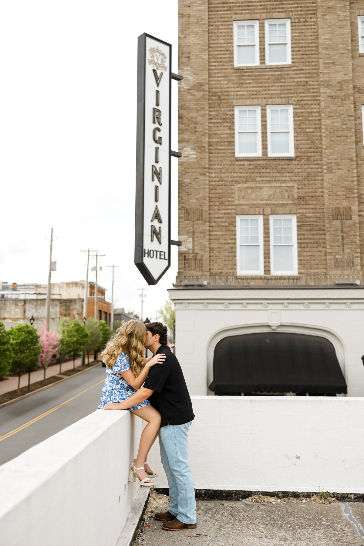 Downtown-Roanoke-Engagement-Session-8
