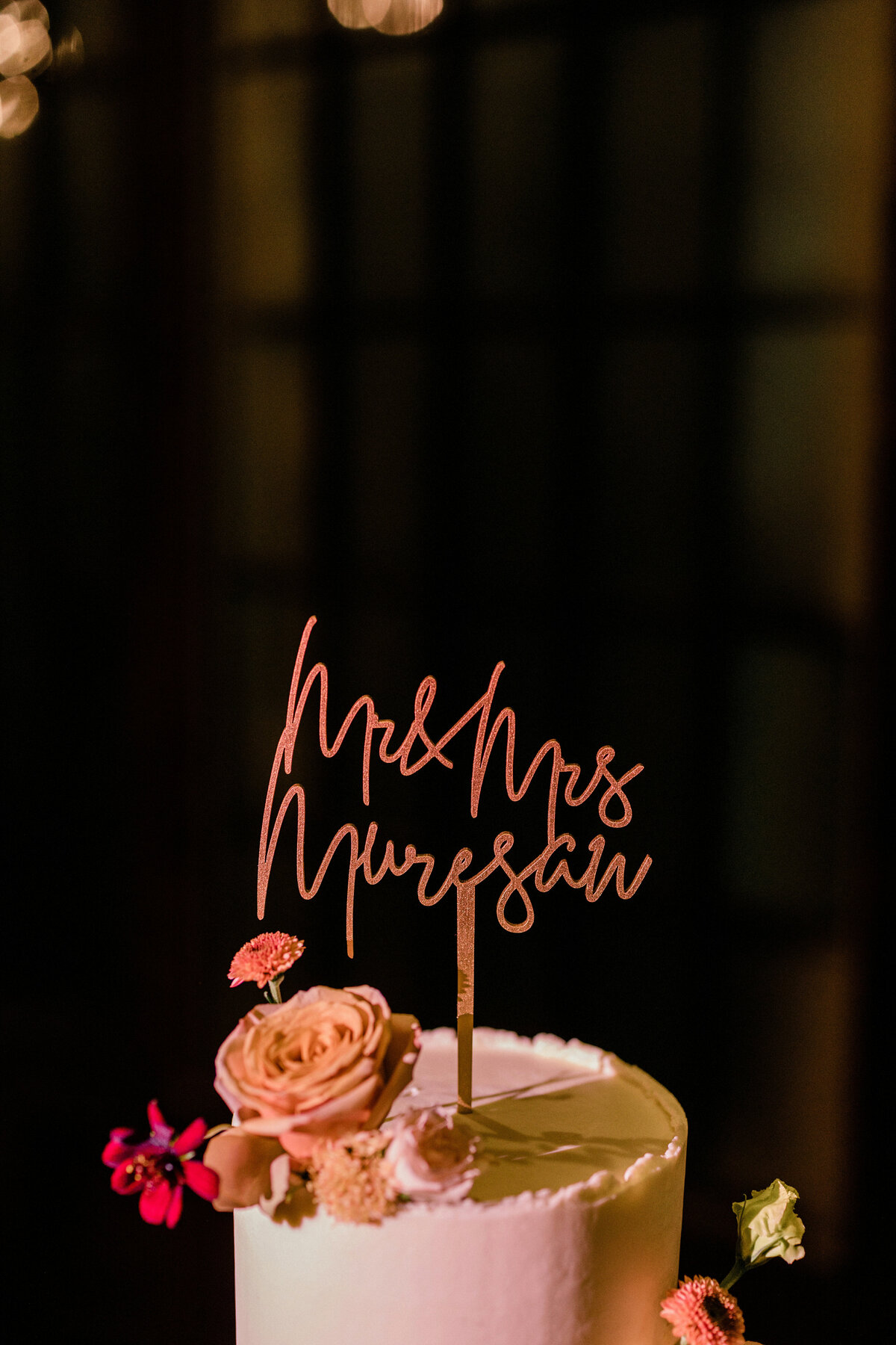 Sodo-Park-Seattle-Wedding-Florist-Lilyput-cake-topper