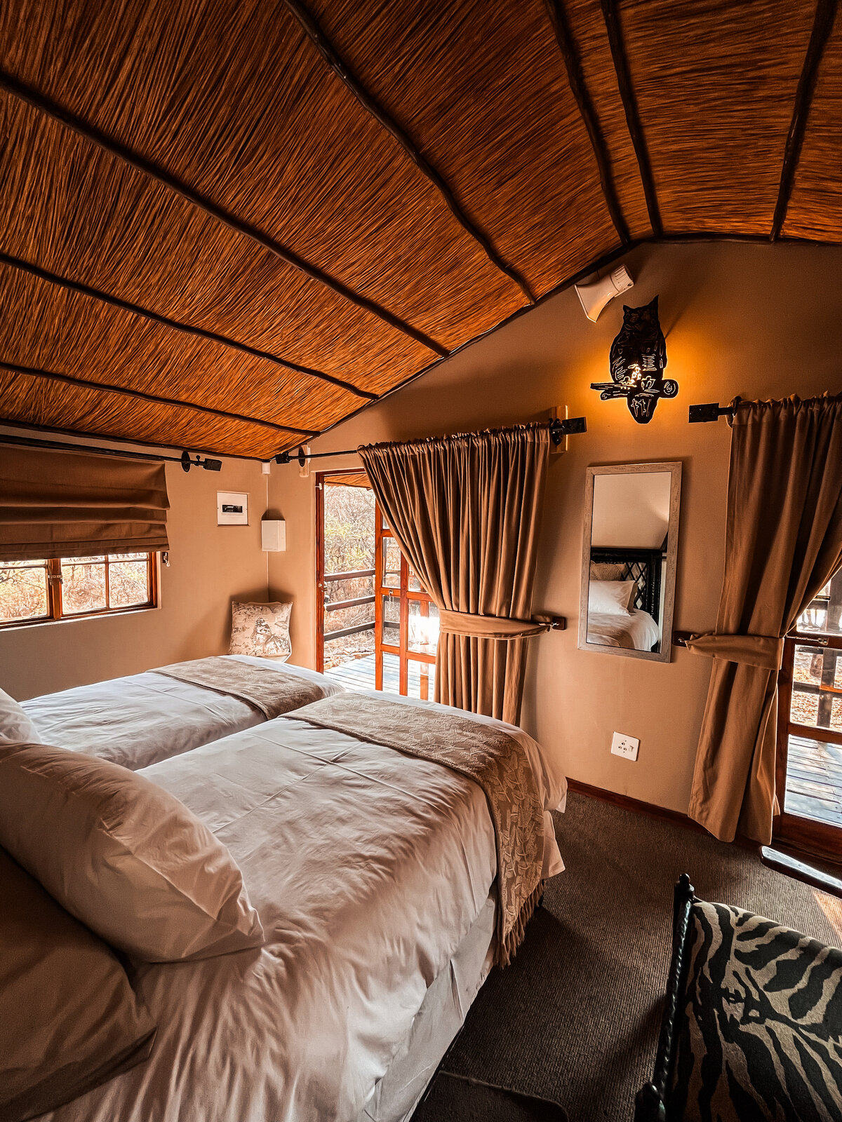 booking available for 2 people near sun city