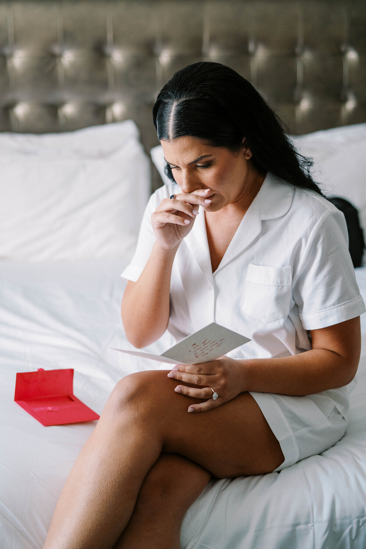 Philadelphia-Ritz-Carlton-Wedding-Bride-Getting-Ready_009