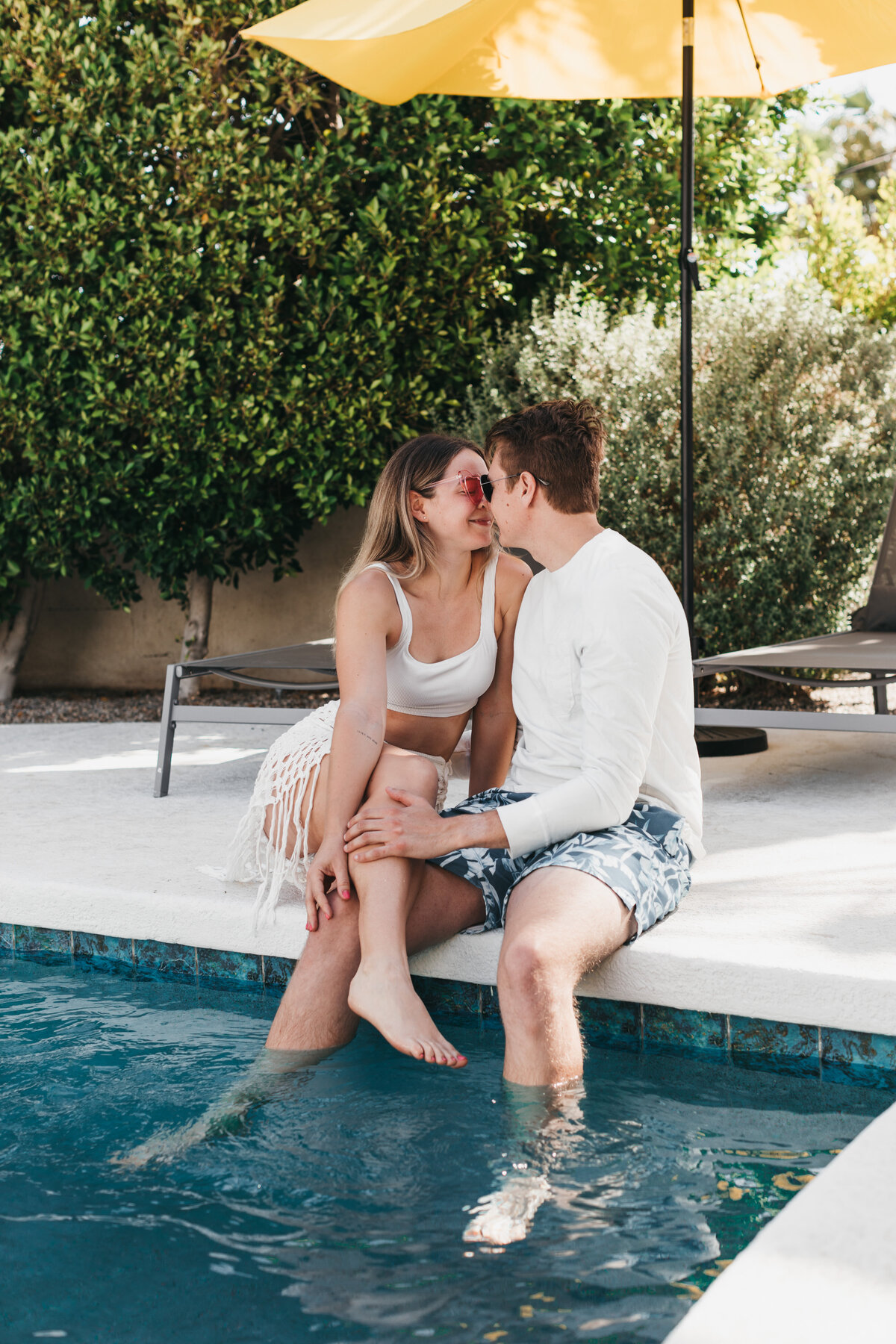 Palm Springs California elopement photographer and planner.  Specializing in all inclusive elopement packages. 