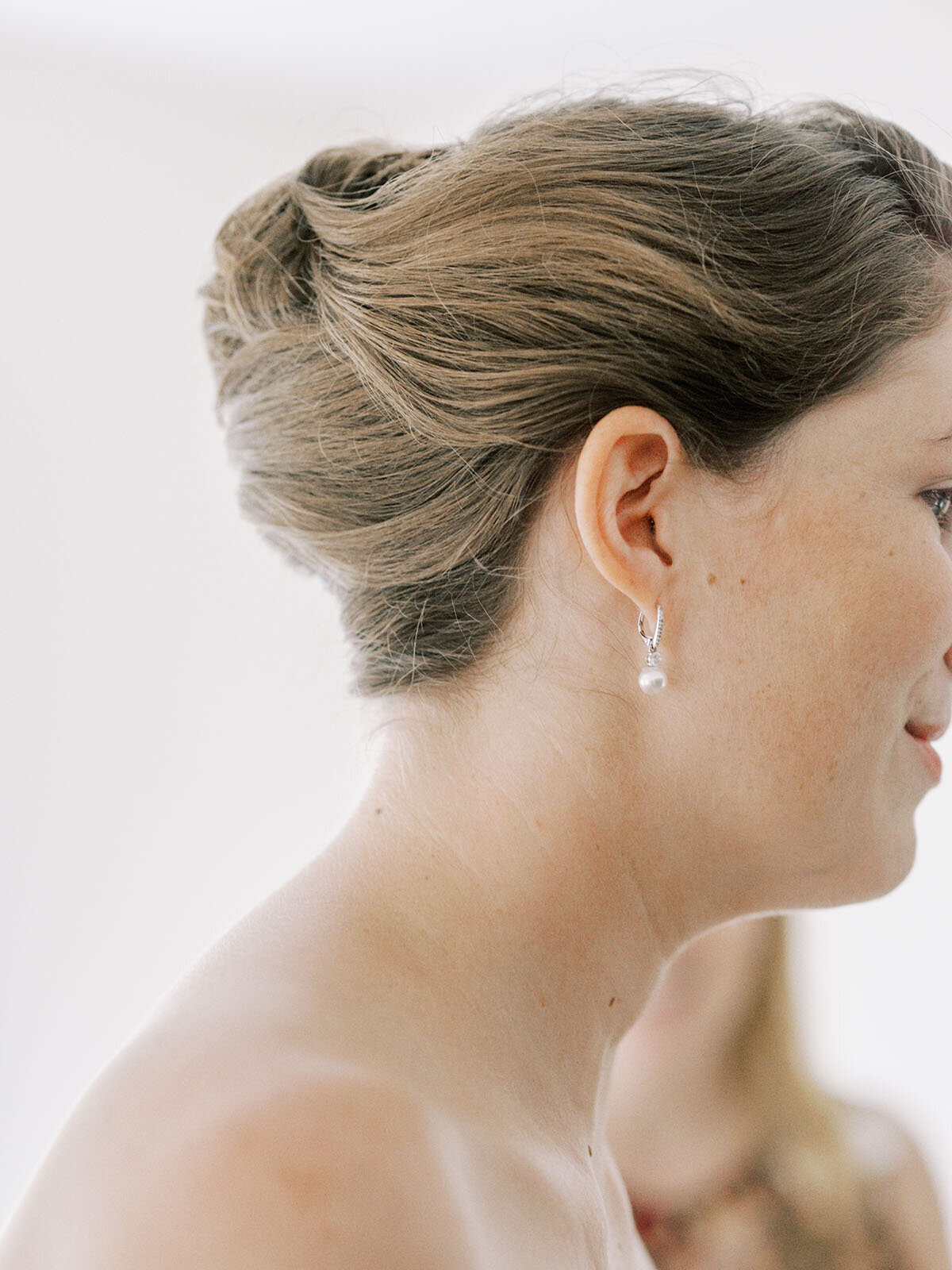 Caroline+Elliott_wedding_preparation-0087
