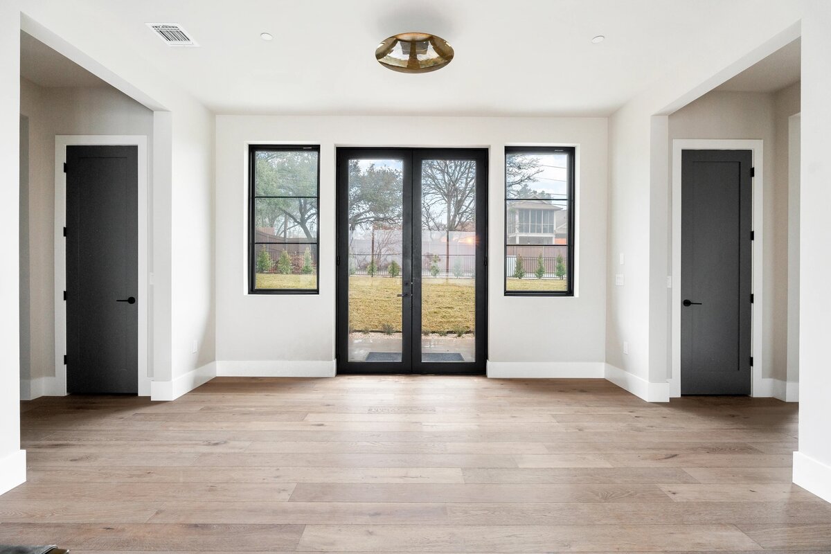 596-lancelot-way-entry-1