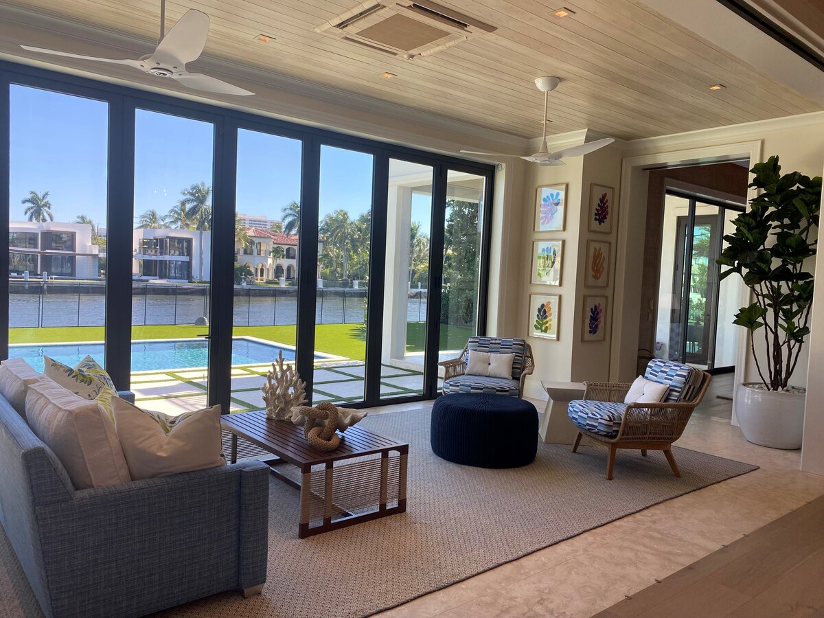 LOGGIA