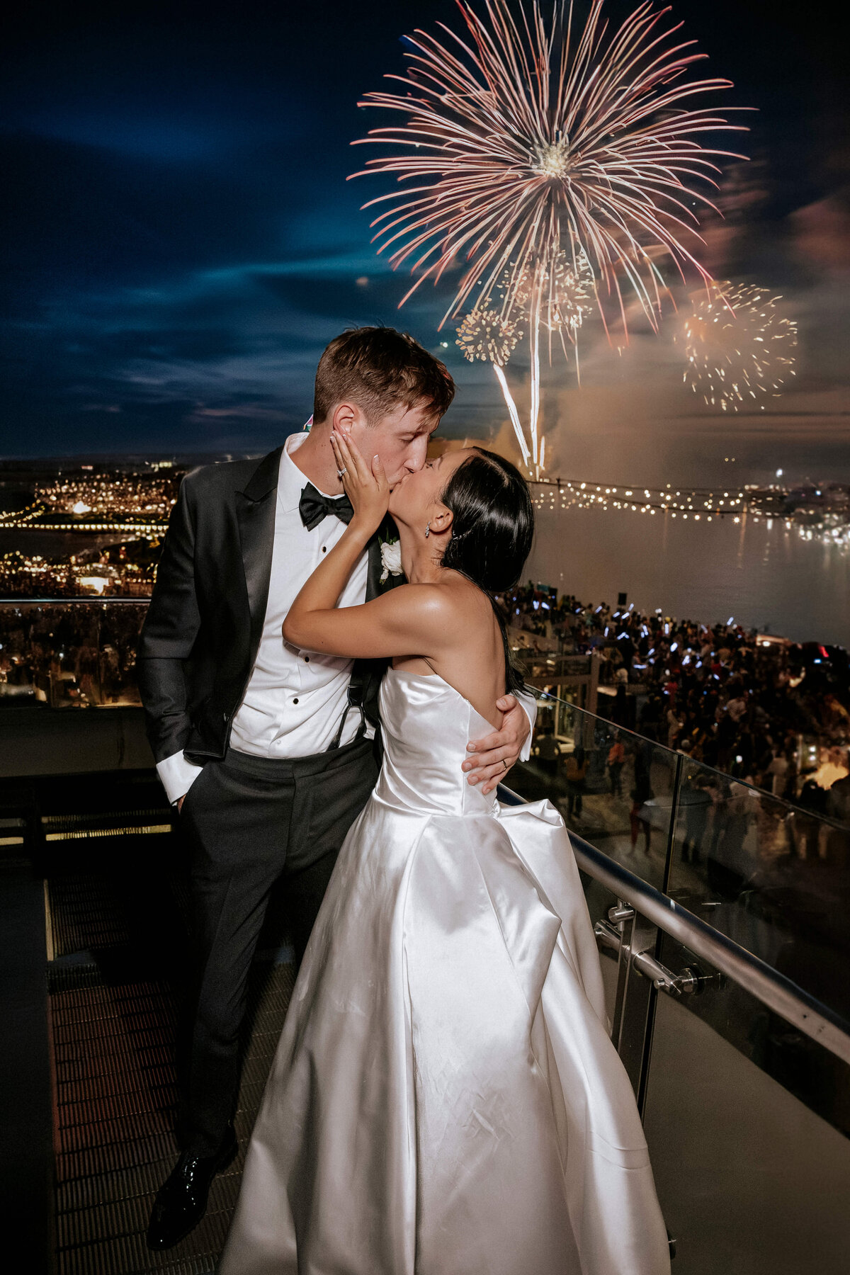couple-kissing-under-fireworks